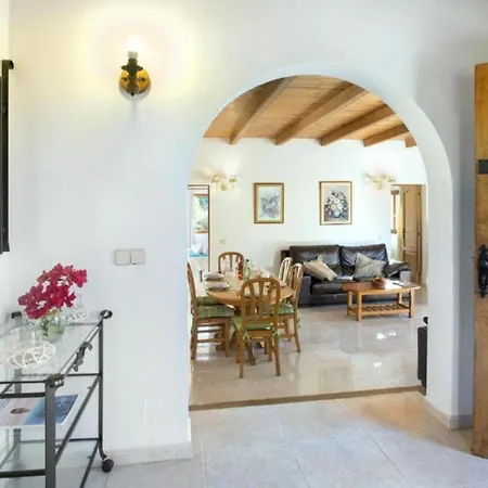 Villa Alejandra En Pollença