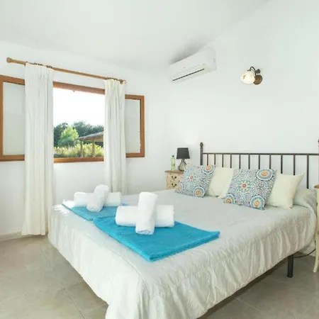 Alejandra En Вилла Польенса